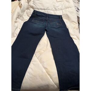 NWOT bumps the value slightly above typical Time & Tru preowned pricing 14P.